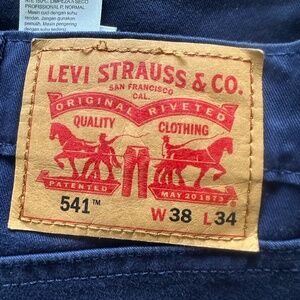 Levi 541 Jeans 38x34